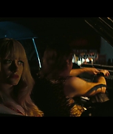 Angelyne_S01E01_Dream_Machine_1080p_ERW_005433.jpg