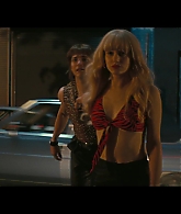Angelyne_S01E01_Dream_Machine_1080p_ERW_005703.jpg