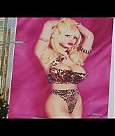 Angelyne_S01E02_Gods_and_Fairies_1080p_ERW_000352.jpg