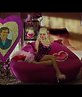 Angelyne_S01E02_Gods_and_Fairies_1080p_ERW_002700.jpg