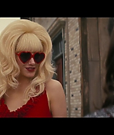 Angelyne_S01E02_Gods_and_Fairies_1080p_ERW_004288.jpg