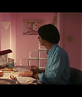 Angelyne_S01E03_Glow_in_the_Dark_Queen_of_the_Universe_1080p_ERW_000353.jpg