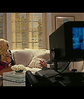 Angelyne_S01E03_Glow_in_the_Dark_Queen_of_the_Universe_1080p_ERW_001072.jpg