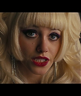 Angelyne_S01E03_Glow_in_the_Dark_Queen_of_the_Universe_1080p_ERW_001583.jpg