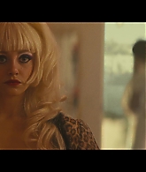 Angelyne_S01E03_Glow_in_the_Dark_Queen_of_the_Universe_1080p_ERW_003059.jpg