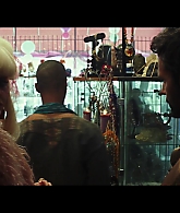 Angelyne_S01E03_Glow_in_the_Dark_Queen_of_the_Universe_1080p_ERW_004461.jpg