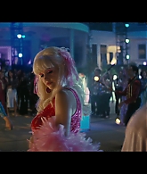 Angelyne_S01E03_Glow_in_the_Dark_Queen_of_the_Universe_1080p_ERW_005289.jpg