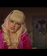 Angelyne_S01E04_The_Tease_1080p_ERW_002020.jpg