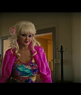 Angelyne_S01E04_The_Tease_1080p_ERW_004002.jpg