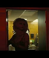 Angelyne_S01E04_The_Tease_1080p_ERW_004250.jpg