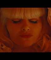 Angelyne_S01E05_Pink_Clouds_1080p_ERW_000917.jpg