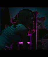 Angelyne_S01E05_Pink_Clouds_1080p_ERW_004110.jpg