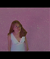 Angelyne_S01E05_Pink_Clouds_1080p_ERW_004301.jpg