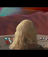 Angelyne_S01E05_Pink_Clouds_1080p_ERW_004753.jpg