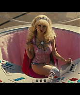 Angelyne_S01E05_Pink_Clouds_1080p_ERW_005387.jpg