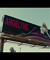 Angelyne_S01E05_Pink_Clouds_1080p_ERW_005475.jpg
