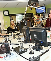 ElvisDuranZ100MorningShow_Show_ERW_282029.jpg