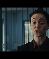Furious_S01E01_The_Gorgon_1080p_ERW_001093.jpg