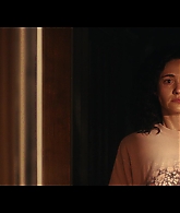 Furious_S01E02_My_Life_Had_Stood_A_Loaded_Gun_1080p_ERW_000249.jpg