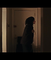 Furious_S01E02_My_Life_Had_Stood_A_Loaded_Gun_1080p_ERW_000301.jpg