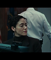 Furious_S01E02_My_Life_Had_Stood_A_Loaded_Gun_1080p_ERW_000908.jpg
