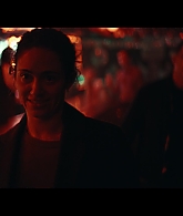 Furious_S01E02_My_Life_Had_Stood_A_Loaded_Gun_1080p_ERW_002370.jpg