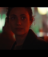 Furious_S01E02_My_Life_Had_Stood_A_Loaded_Gun_1080p_ERW_002398.jpg