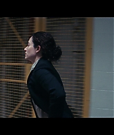 Furious_S01E02_My_Life_Had_Stood_A_Loaded_Gun_1080p_ERW_002605.jpg