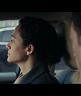 Furious_S01E02_My_Life_Had_Stood_A_Loaded_Gun_1080p_ERW_003223.jpg