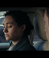 Furious_S01E02_My_Life_Had_Stood_A_Loaded_Gun_1080p_ERW_003233.jpg