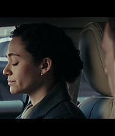 Furious_S01E02_My_Life_Had_Stood_A_Loaded_Gun_1080p_ERW_003234.jpg