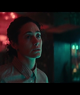 Furious_S01E02_My_Life_Had_Stood_A_Loaded_Gun_1080p_ERW_004718.jpg