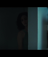 Furious_S01E02_My_Life_Had_Stood_A_Loaded_Gun_1080p_ERW_006140.jpg