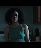 Furious_S01E02_My_Life_Had_Stood_A_Loaded_Gun_1080p_ERW_006231.jpg