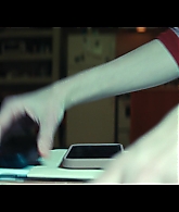 Furious_S01E05_Pick_a_Sticker_1080p_ERW_003844.jpg