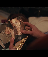 Furious_S01E05_Pick_a_Sticker_1080p_ERW_003992.jpg