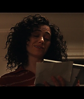 Furious_S01E05_Pick_a_Sticker_1080p_ERW_004008.jpg