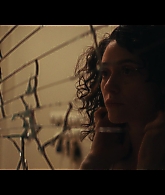 Furious_S01E05_Pick_a_Sticker_1080p_ERW_004047.jpg