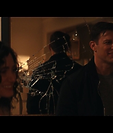 Furious_S01E05_Pick_a_Sticker_1080p_ERW_004206.jpg