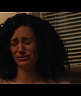 Furious_S01E05_Pick_a_Sticker_1080p_ERW_004428.jpg