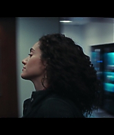 Furious_S01E05_Pick_a_Sticker_1080p_ERW_006638.jpg