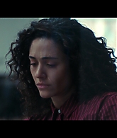 Furious_S01E05_Pick_a_Sticker_1080p_ERW_006901.jpg
