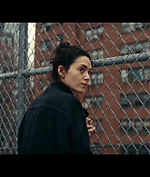 Furious_S01E06_They_Make_a_Noise_Like_Feathers_1080p_ERW_002457.jpg