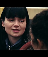 Furious_S01E06_They_Make_a_Noise_Like_Feathers_1080p_ERW_002839.jpg
