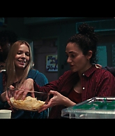 Furious_S01E06_They_Make_a_Noise_Like_Feathers_1080p_ERW_002980.jpg