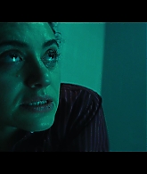 Furious_S01E06_They_Make_a_Noise_Like_Feathers_1080p_ERW_006127.jpg