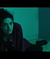 Furious_S01E06_They_Make_a_Noise_Like_Feathers_1080p_ERW_006501.jpg