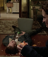 Shameless_US_S01E01_1080p_ERW_004823.jpg