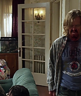 Shameless_US_S01E02_1080p_ERW_000660.jpg