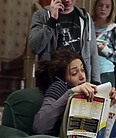 Shameless_US_S01E02_1080p_ERW_002008.jpg